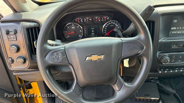 image for item EU2226 2018 Chevrolet Silverado 3500HD utility bed pickup truck