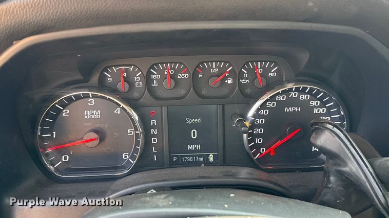 image for item EU2226 2018 Chevrolet Silverado 3500HD utility bed pickup truck