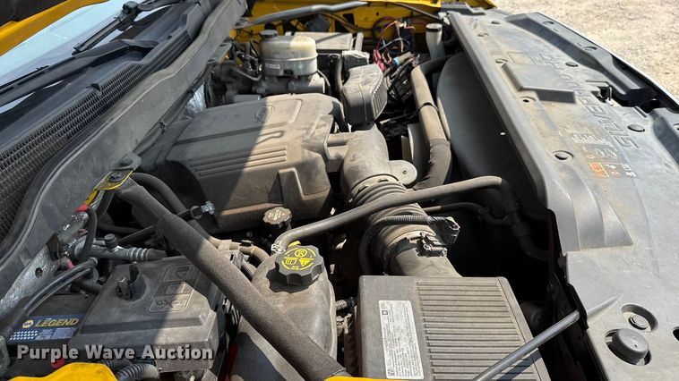 image for item EU2227 2018 Chevrolet Silverado 3500HD utility bed pickup truck