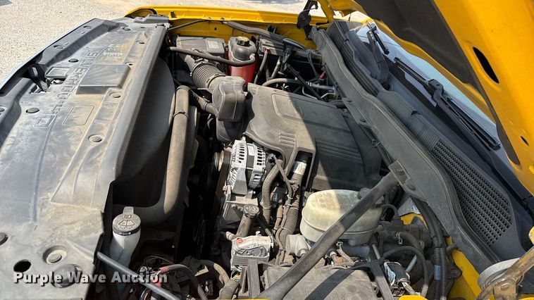 image for item EU2227 2018 Chevrolet Silverado 3500HD utility bed pickup truck