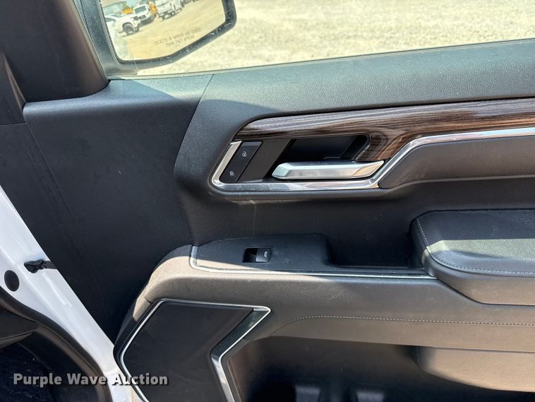 image for item EU2229 2023 Chevrolet Silverado 1500 Crew Cab pickup truck