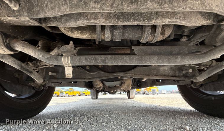 image for item EU2231 2018 Ford F350 Super Duty utility bed pickup truck