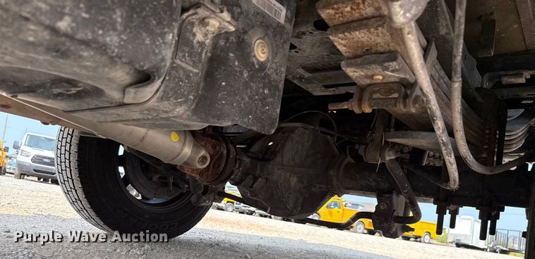 image for item EU2231 2018 Ford F350 Super Duty utility bed pickup truck