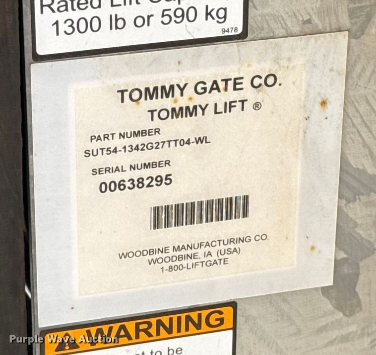 image for item EU2231 2018 Ford F350 Super Duty utility bed pickup truck