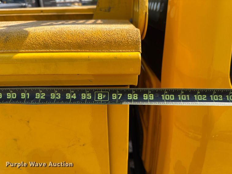 image for item EU2231 2018 Ford F350 Super Duty utility bed pickup truck