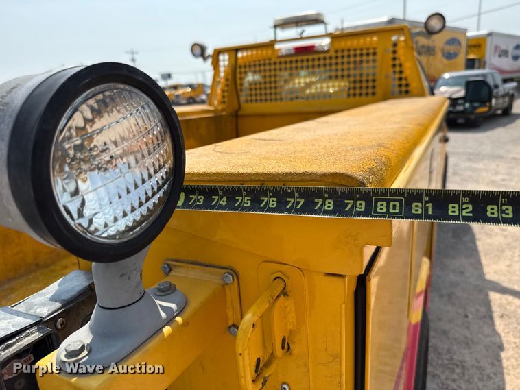 image for item EU2231 2018 Ford F350 Super Duty utility bed pickup truck