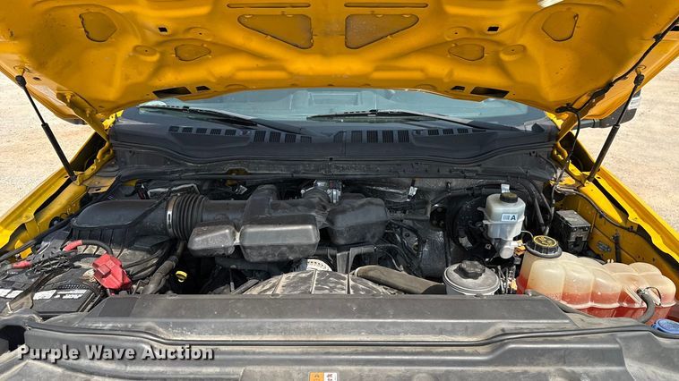 image for item EU2231 2018 Ford F350 Super Duty utility bed pickup truck