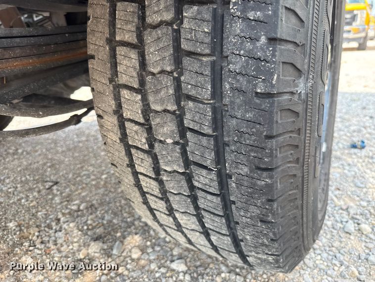 image for item EU2231 2018 Ford F350 Super Duty utility bed pickup truck