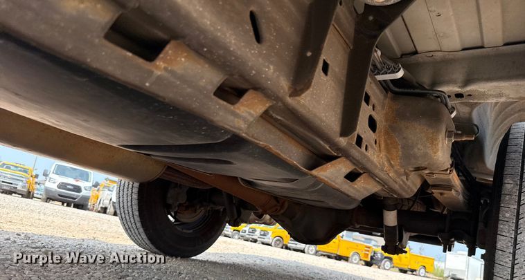 image for item EU2232 2016 Chevrolet Express 2500 van