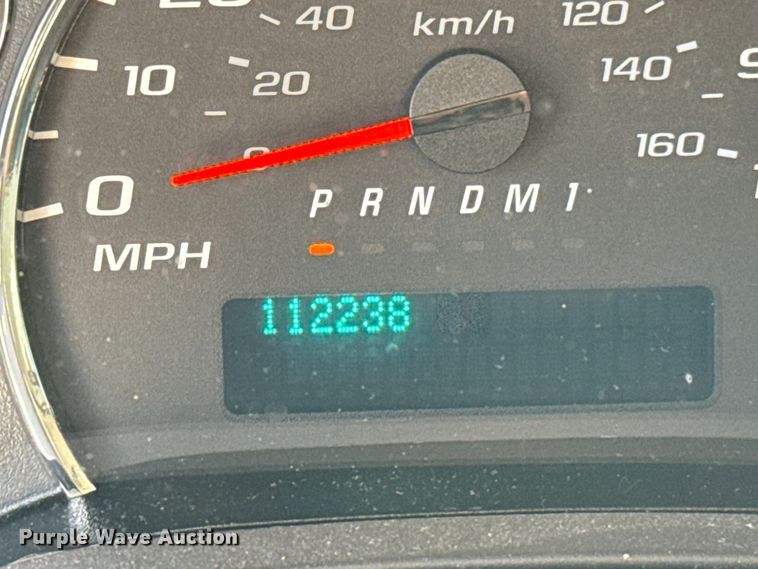 image for item EU2232 2016 Chevrolet Express 2500 van