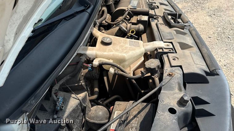 image for item EU2232 2016 Chevrolet Express 2500 van