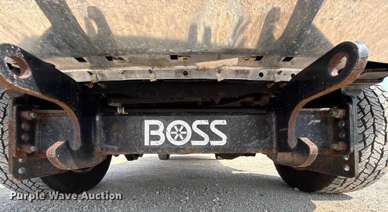 image for item EU2233 2020 Ford F350 Super Duty utility bed pickup truck