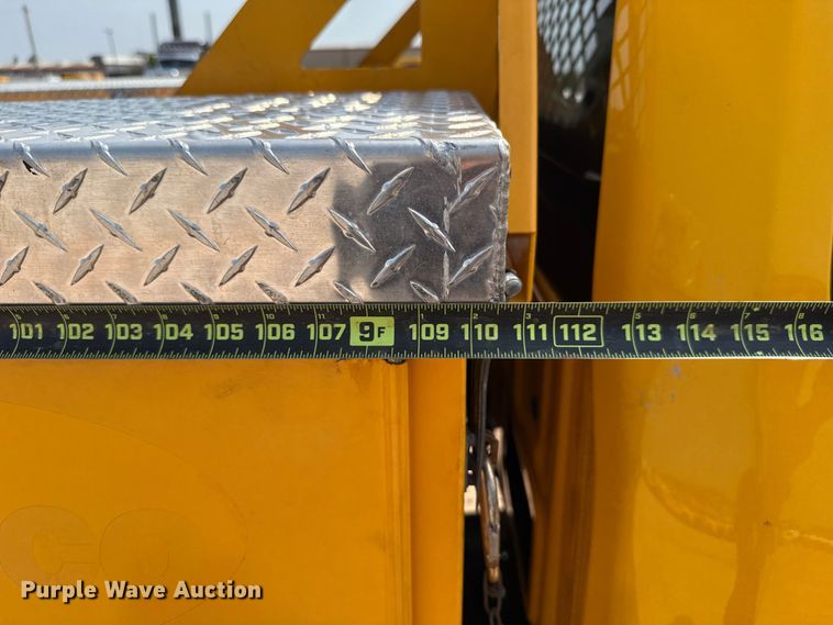 image for item EU2233 2020 Ford F350 Super Duty utility bed pickup truck