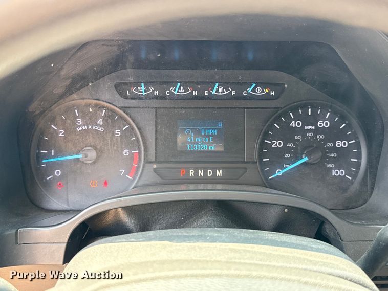 image for item EU2233 2020 Ford F350 Super Duty utility bed pickup truck