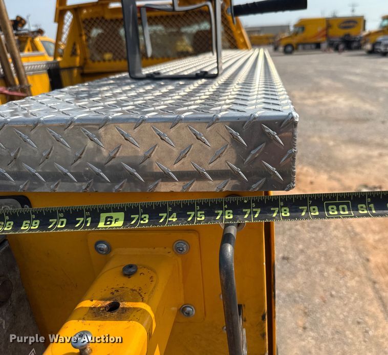 image for item EU2234 2021 Ford F350 Super Duty utility bed pickup truck