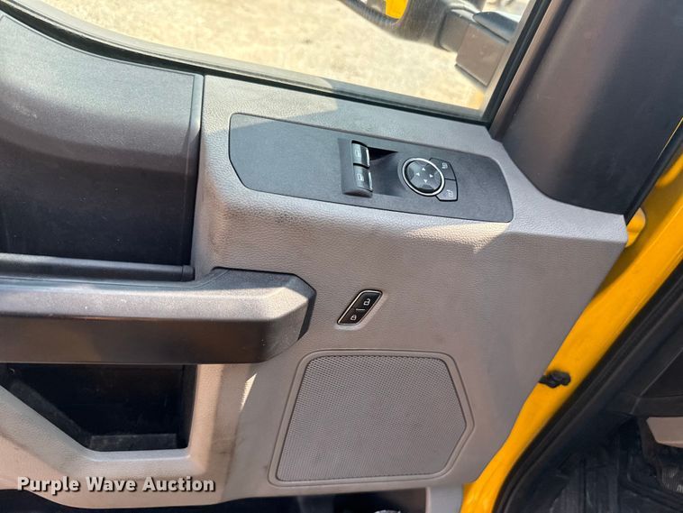 image for item EU2234 2021 Ford F350 Super Duty utility bed pickup truck