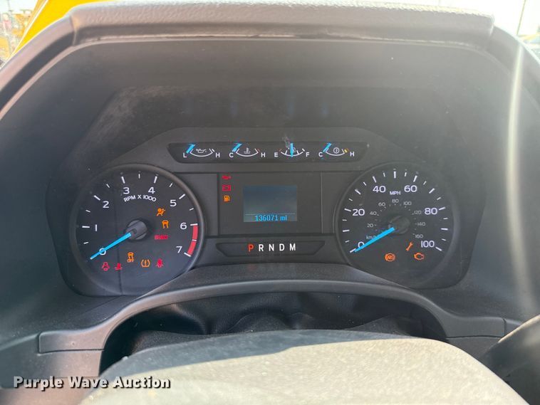 image for item EU2234 2021 Ford F350 Super Duty utility bed pickup truck