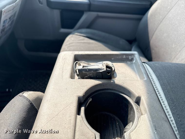 image for item EU2234 2021 Ford F350 Super Duty utility bed pickup truck