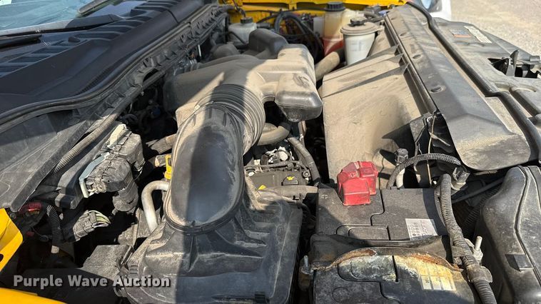 image for item EU2235 2018 Ford F350 Super Duty utility bed pickup truck