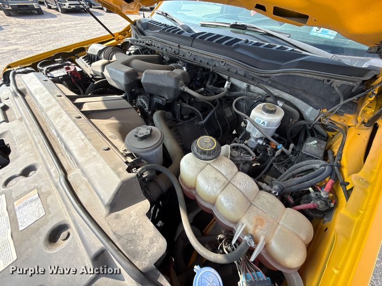 image for item EU2235 2018 Ford F350 Super Duty utility bed pickup truck