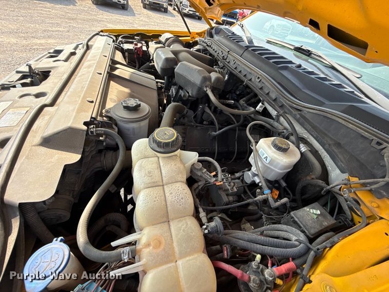 image for item EU2235 2018 Ford F350 Super Duty utility bed pickup truck