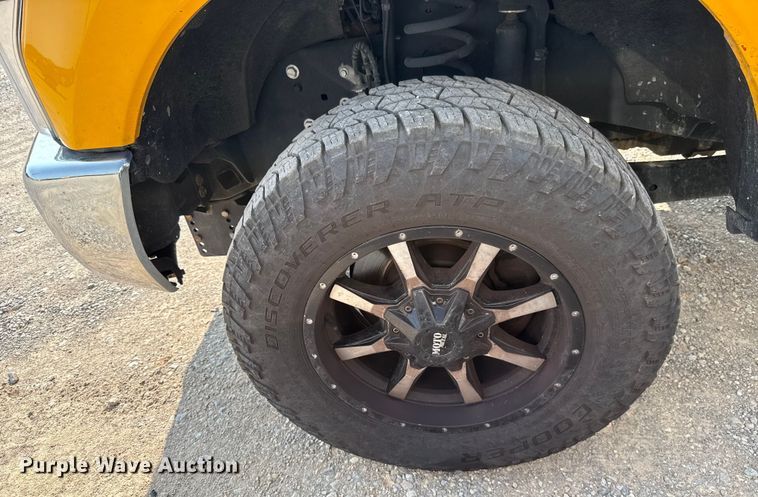 image for item EU2235 2018 Ford F350 Super Duty utility bed pickup truck