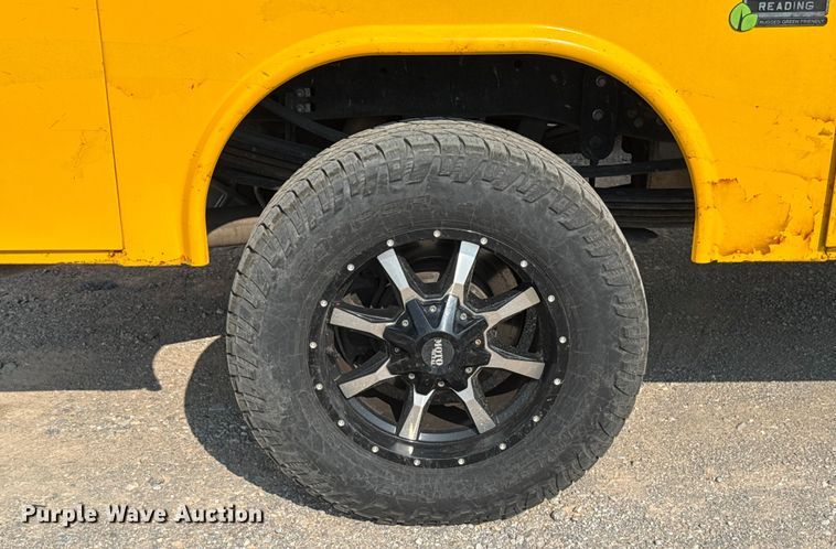 image for item EU2235 2018 Ford F350 Super Duty utility bed pickup truck