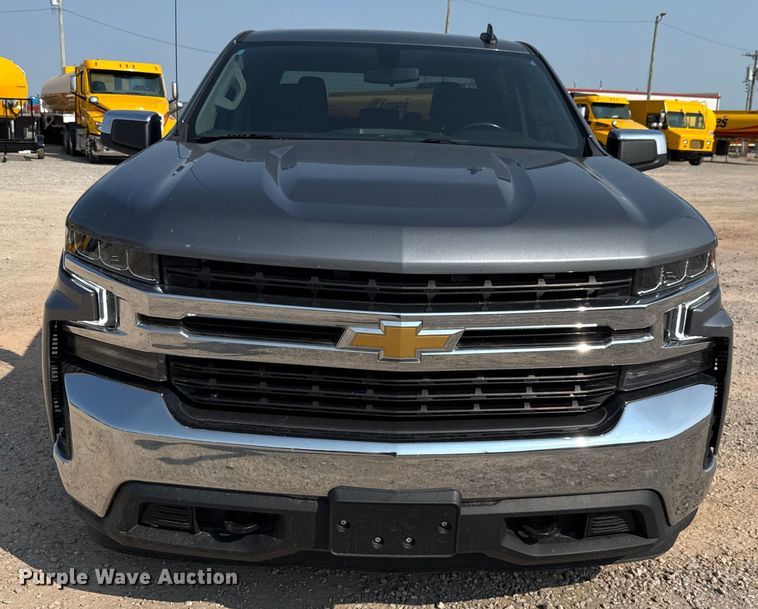 image for item EU2236 2021 Chevrolet Silverado 1500 Crew Cab pickup truck