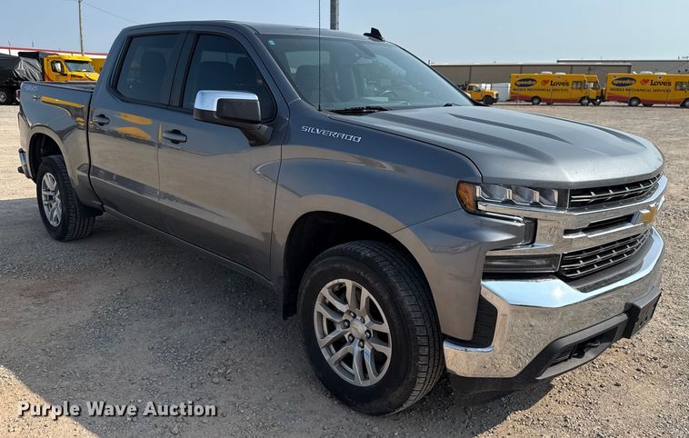 image for item EU2236 2021 Chevrolet Silverado 1500 Crew Cab pickup truck