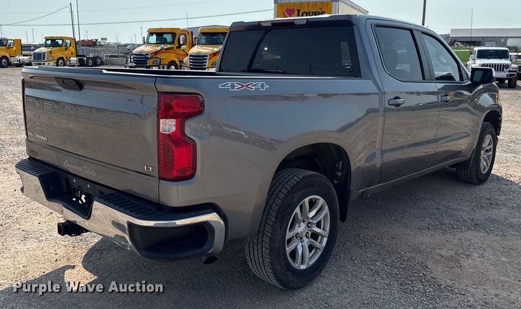 image for item EU2236 2021 Chevrolet Silverado 1500 Crew Cab pickup truck