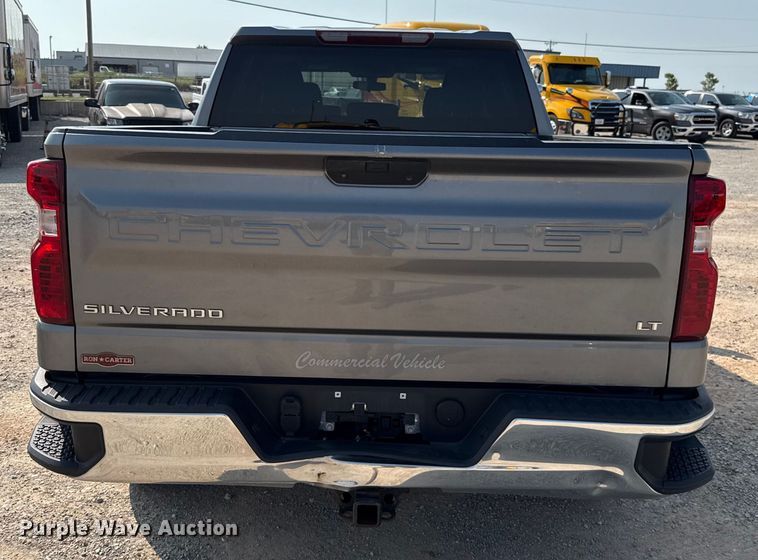 image for item EU2236 2021 Chevrolet Silverado 1500 Crew Cab pickup truck