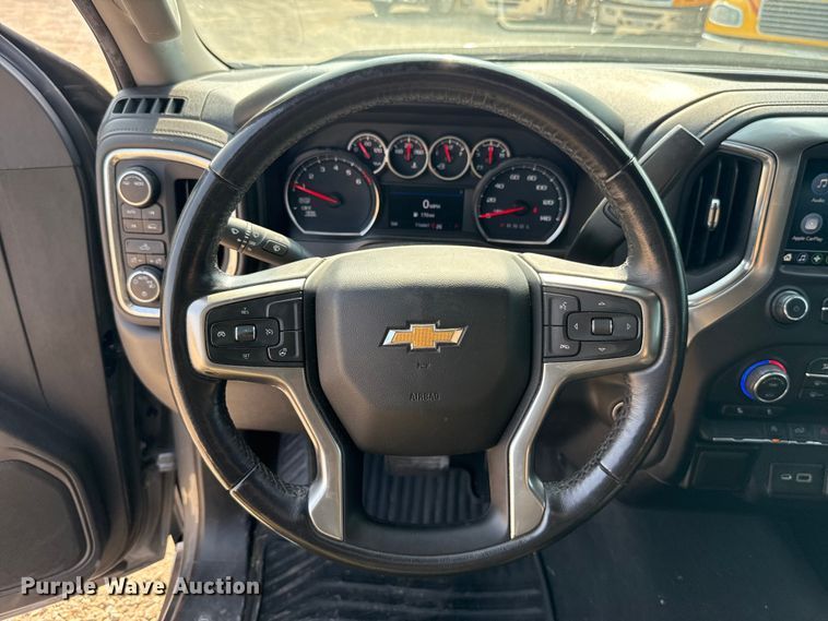 image for item EU2236 2021 Chevrolet Silverado 1500 Crew Cab pickup truck