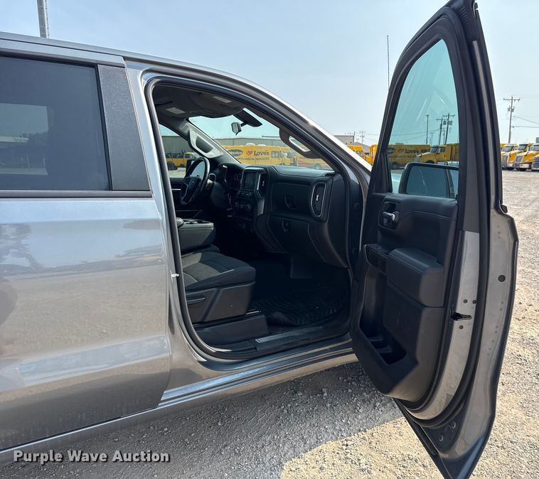 image for item EU2236 2021 Chevrolet Silverado 1500 Crew Cab pickup truck