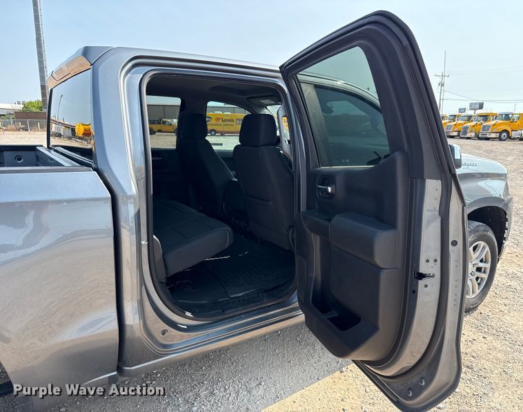 image for item EU2236 2021 Chevrolet Silverado 1500 Crew Cab pickup truck