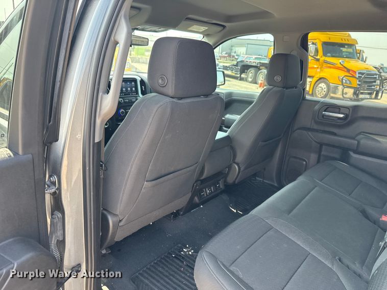 image for item EU2236 2021 Chevrolet Silverado 1500 Crew Cab pickup truck