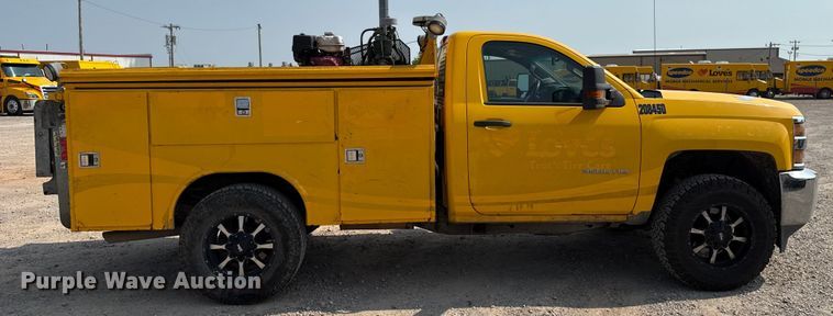 image for item EU2237 2018 Chevrolet Silverado 3500HD utility bed pickup truck