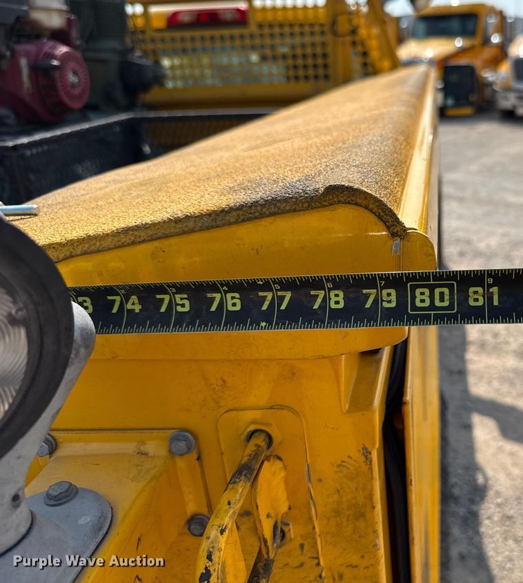 image for item EU2237 2018 Chevrolet Silverado 3500HD utility bed pickup truck