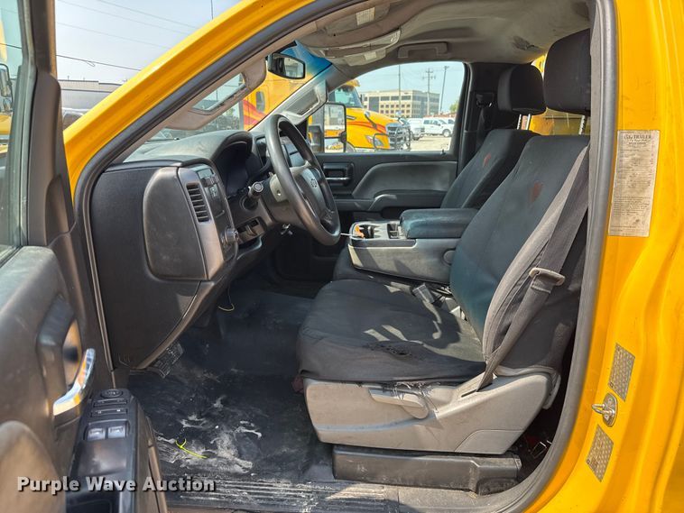 image for item EU2237 2018 Chevrolet Silverado 3500HD utility bed pickup truck