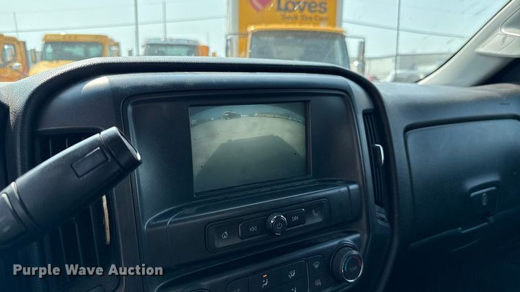 image for item EU2237 2018 Chevrolet Silverado 3500HD utility bed pickup truck