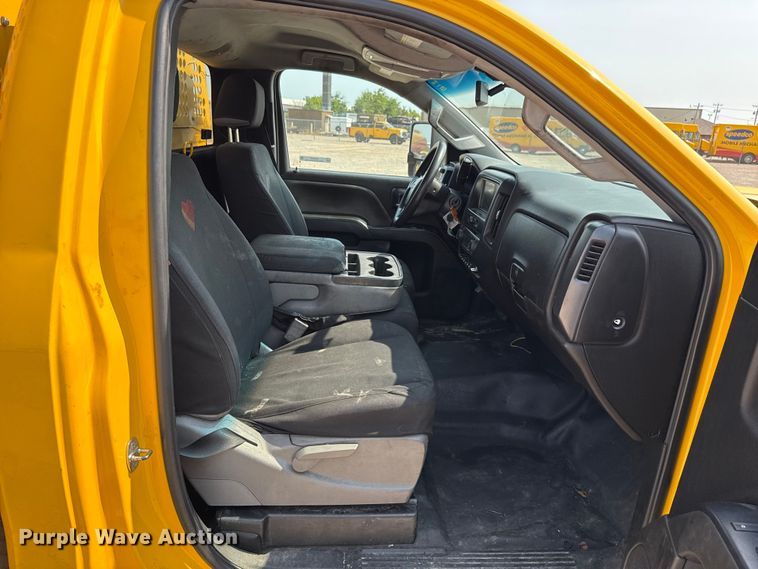 image for item EU2237 2018 Chevrolet Silverado 3500HD utility bed pickup truck