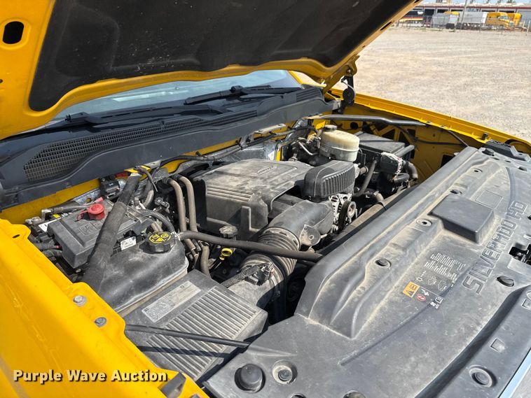 image for item EU2237 2018 Chevrolet Silverado 3500HD utility bed pickup truck