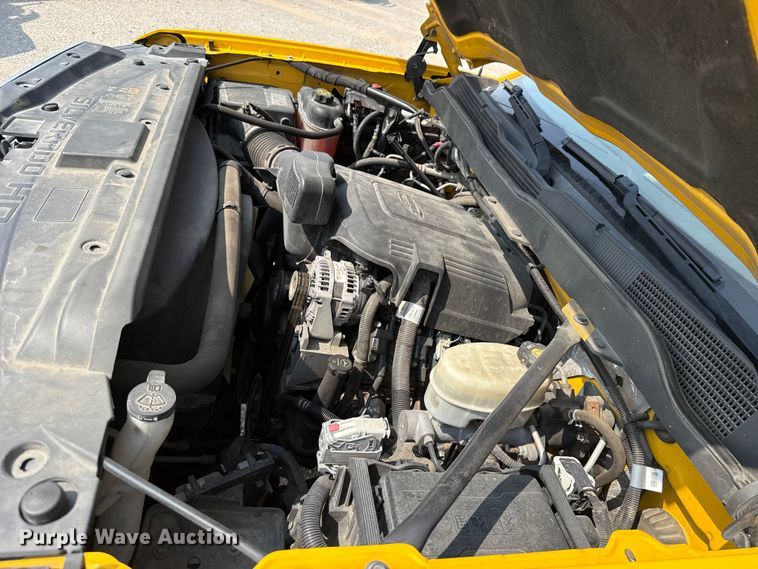 image for item EU2237 2018 Chevrolet Silverado 3500HD utility bed pickup truck