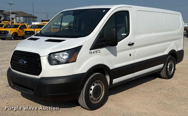 image for item EU2238 2019 Ford Transit 150 van