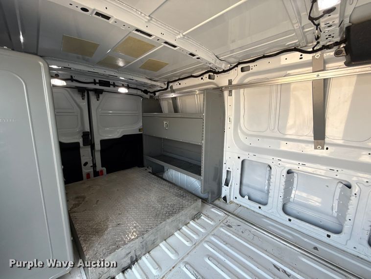 image for item EU2238 2019 Ford Transit 150 van