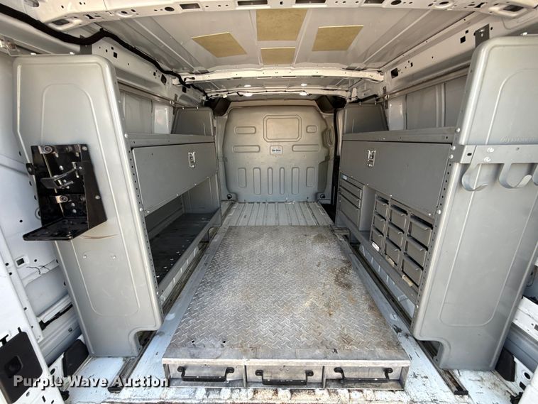 image for item EU2238 2019 Ford Transit 150 van