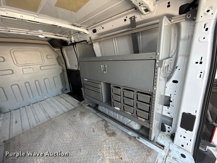 image for item EU2238 2019 Ford Transit 150 van