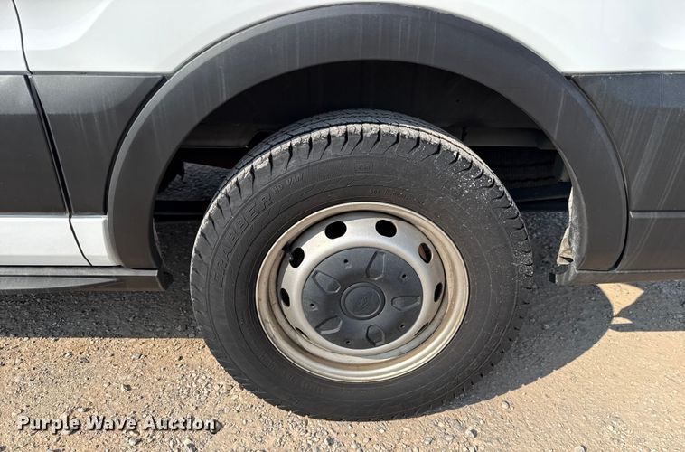 image for item EU2238 2019 Ford Transit 150 van