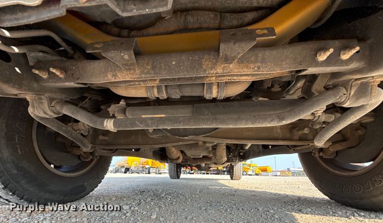 image for item EU2239 2018 Ford F350 Super Duty utility bed pickup truck