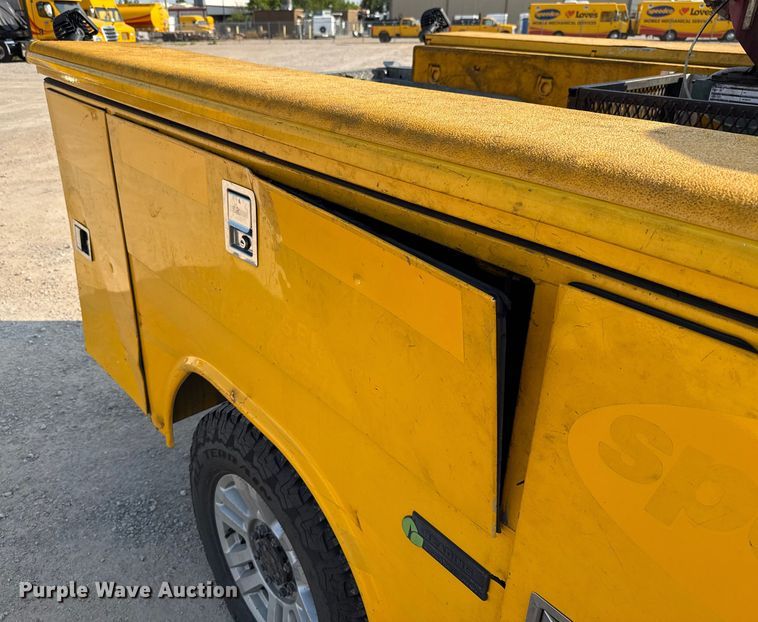 image for item EU2239 2018 Ford F350 Super Duty utility bed pickup truck