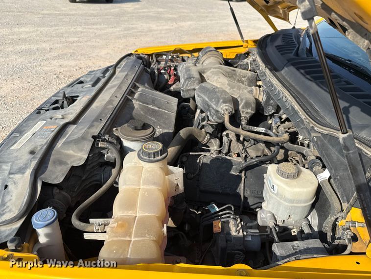 image for item EU2239 2018 Ford F350 Super Duty utility bed pickup truck